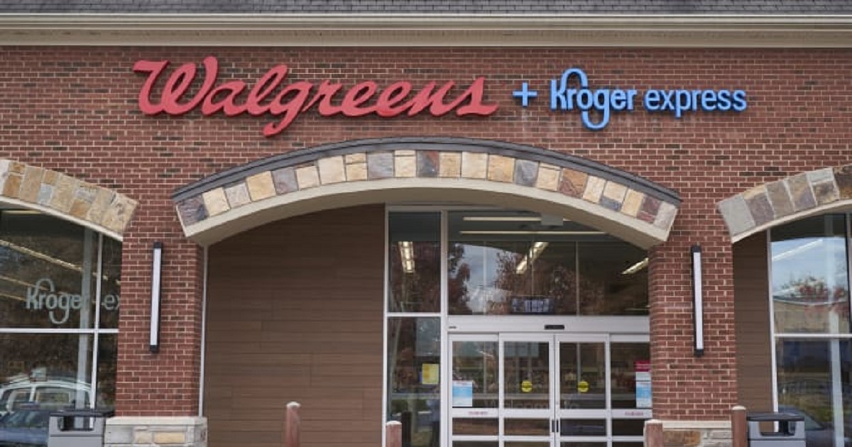 Kroger and Walgreens to Buy Products Together to Cut Costs